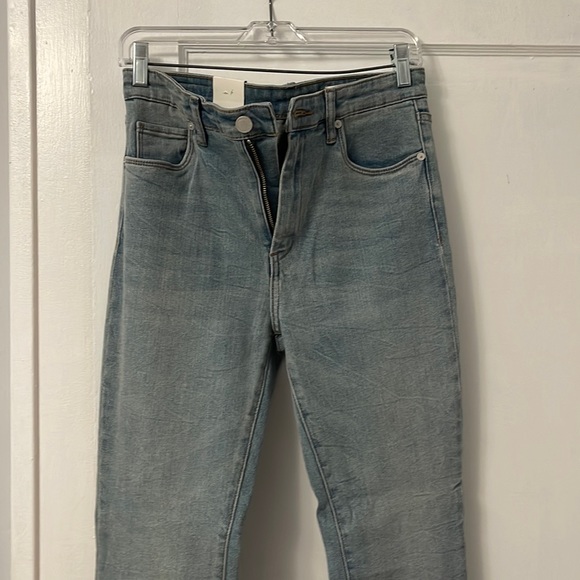 Blank NYC high rise jeans with snap bottom NWT - Picture 2 of 8